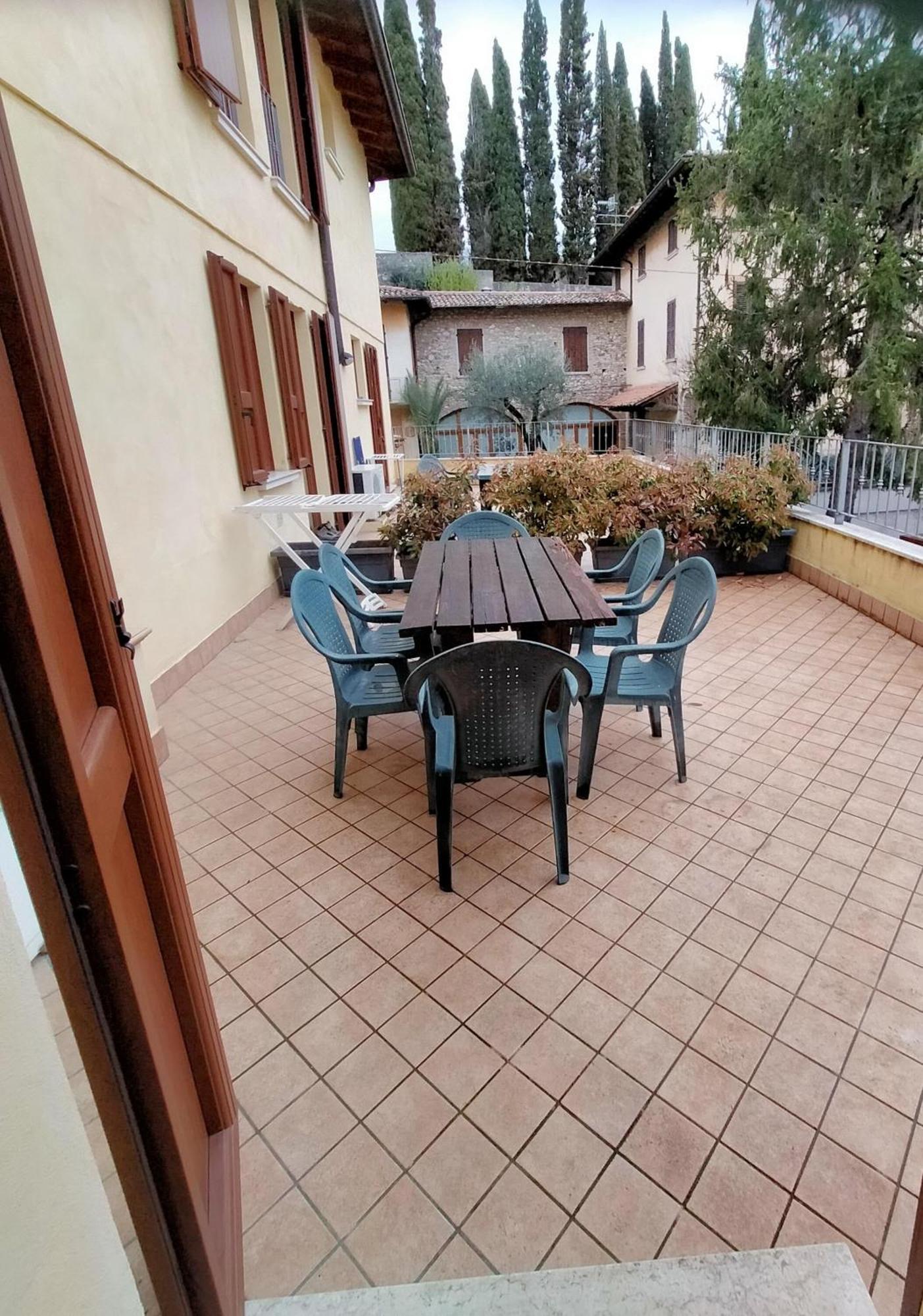 Borgo Antico Apartment Сан Феличе дел Бенако Екстериор снимка
