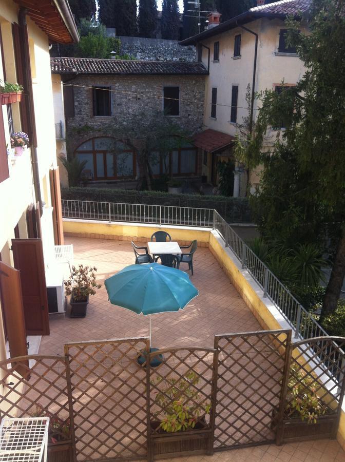 Borgo Antico Apartment Сан Феличе дел Бенако Екстериор снимка