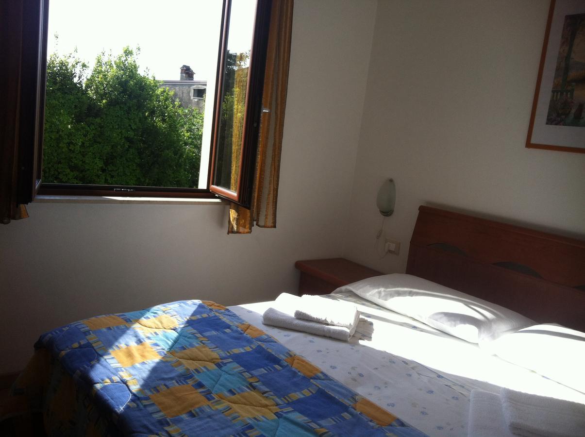 Borgo Antico Apartment Сан Феличе дел Бенако Екстериор снимка
