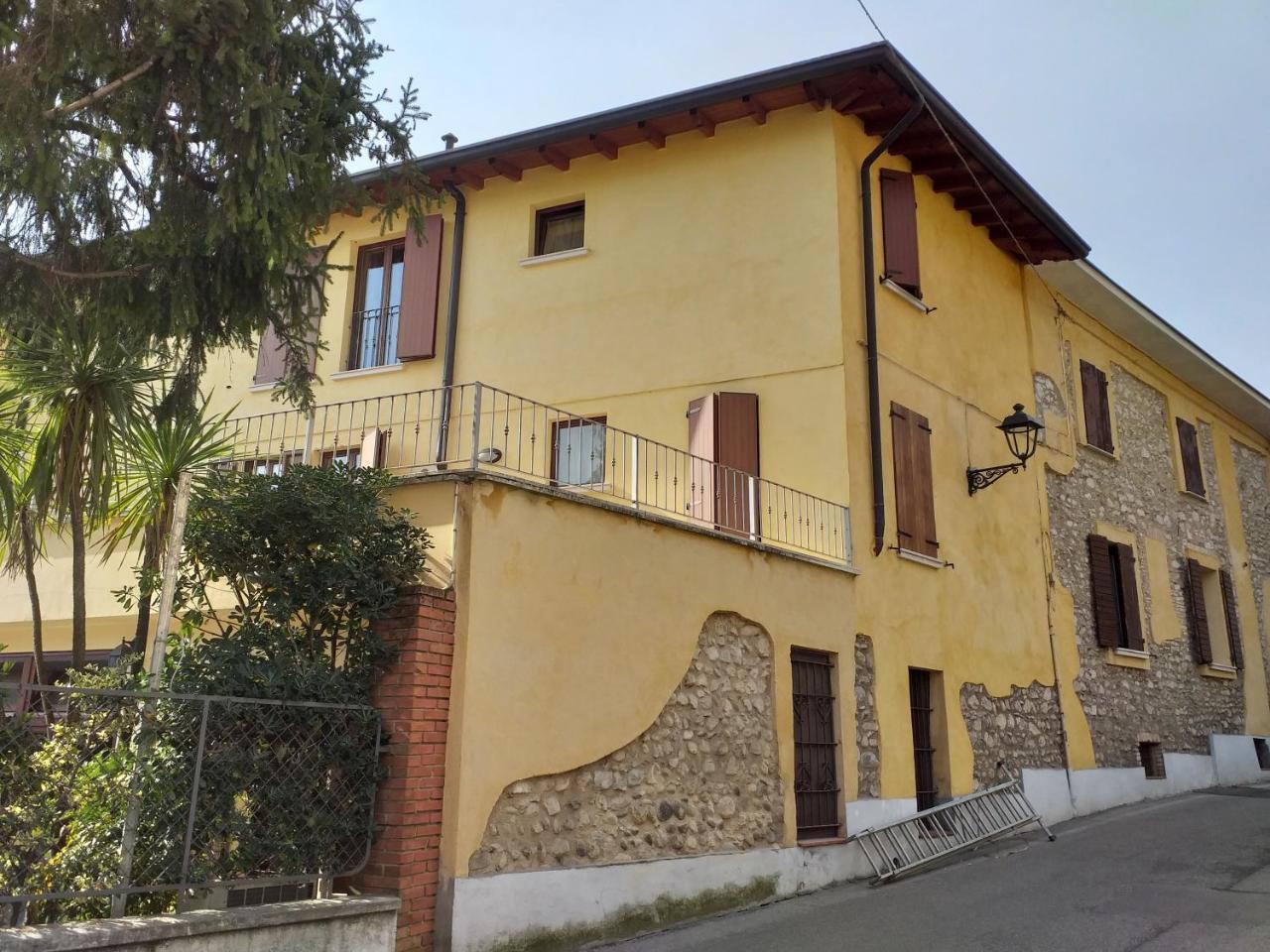Borgo Antico Apartment Сан Феличе дел Бенако Екстериор снимка